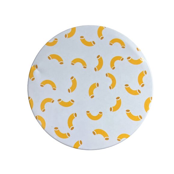 New DW Home Mac & Cheese 1 Wick Hand Poured 9.1 OZ Richly Scented Candle Viral - Picture 2 of 4